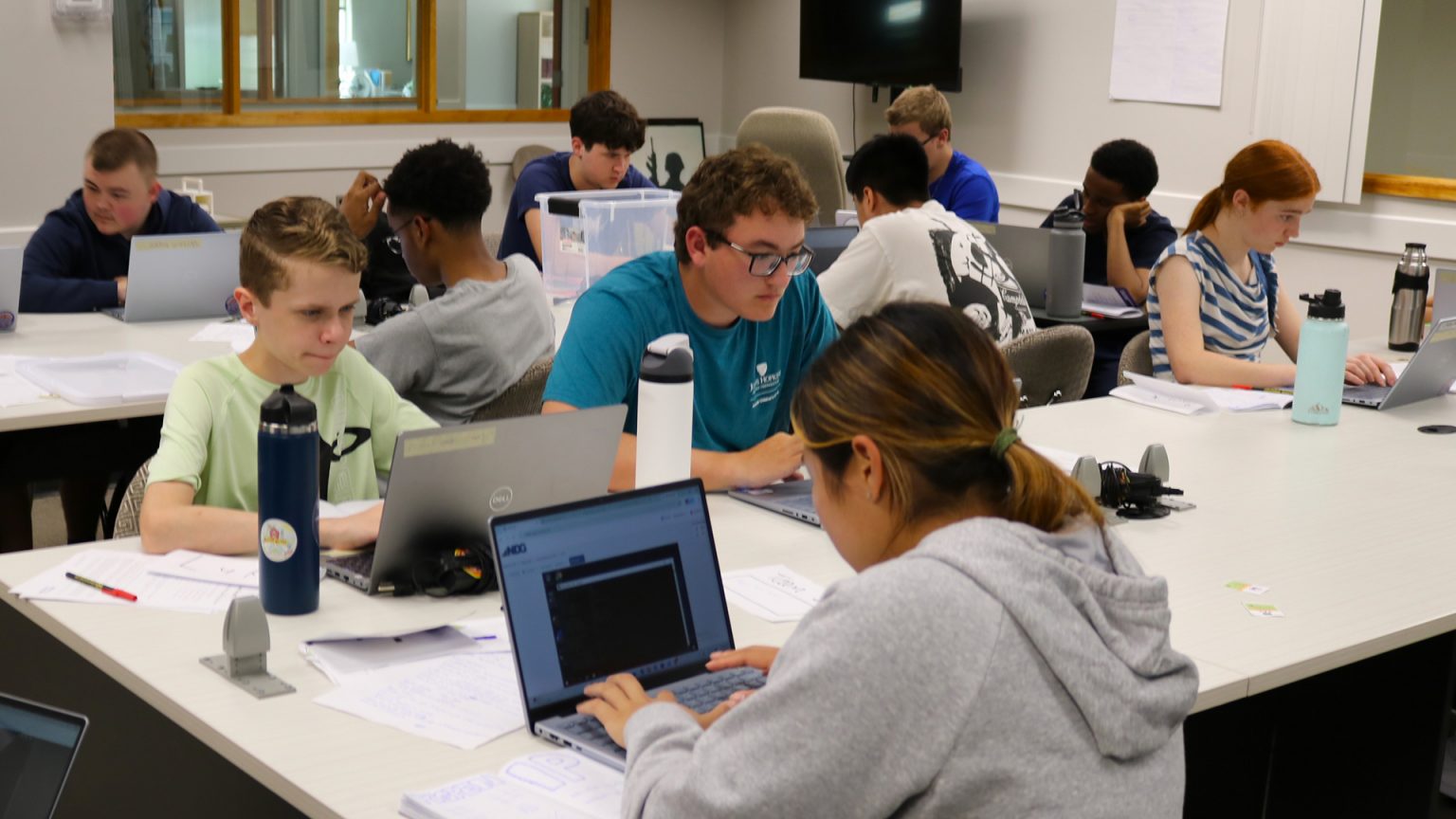 Students participate in an ETC STEM Class.
